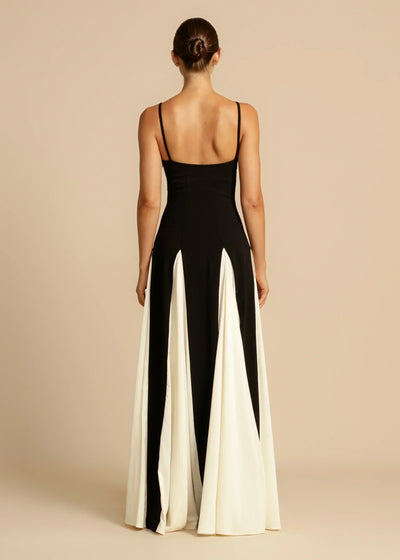 Zinnia - Elegant Contrast Ruffles Maxi Dress